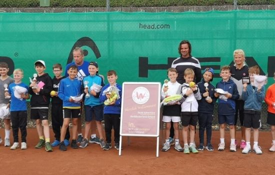 „tennis10s Serie“ beim TC Milstenau