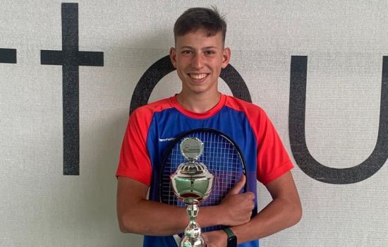 Hochkarätige Matches bei den Tennis-Bezirksmeisterschaften Winter 2024 in Milstenau